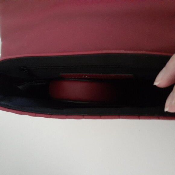 Nine West NWT Sleigh Mini Cross Body Dark Cherry Purse with Coin Purse NO STRAP - Picture 4 of 10